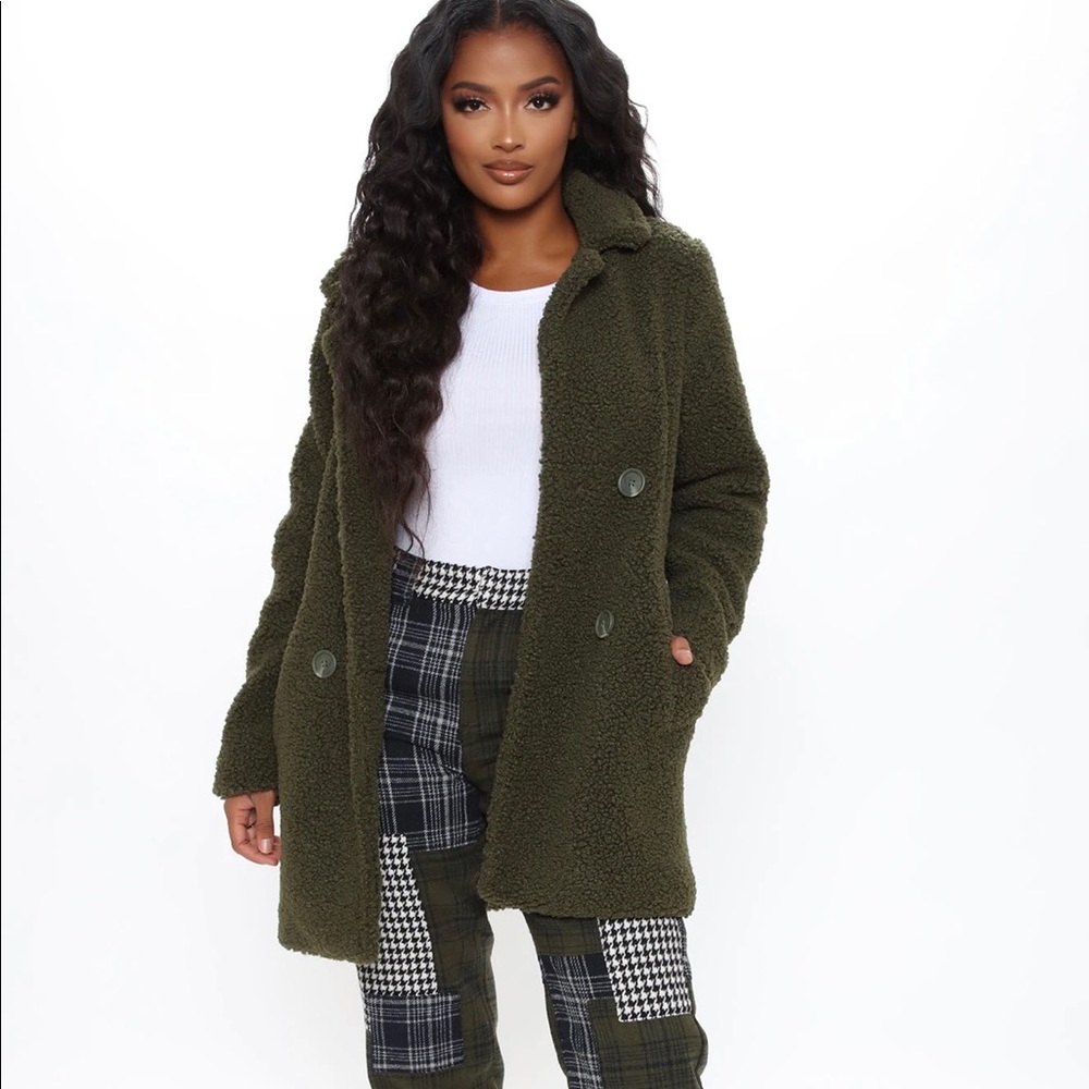 Sherpa Coat in Olive, brand new condition